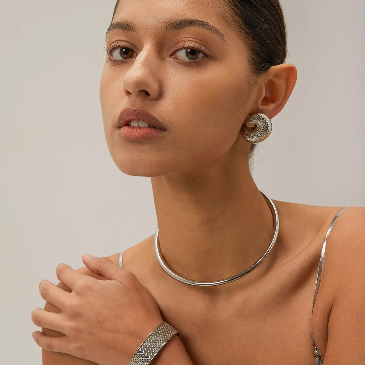 chrome chocker